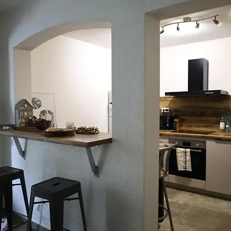 Ground Floor , Cocoon Garden , Parking , Ac شقة فالوريس